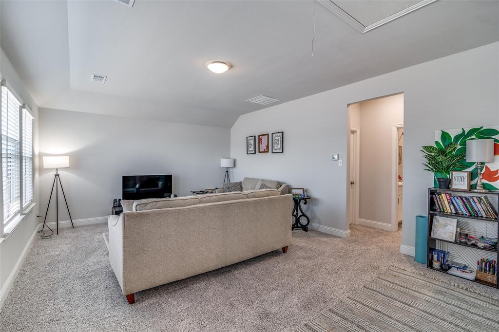 Travis Ranch Ph 2d - Residential Lease