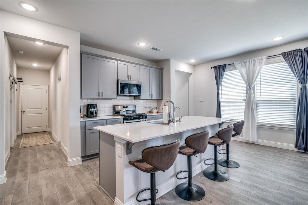 Travis Ranch Ph 2d - Residential Lease