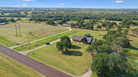 A home in Lipan