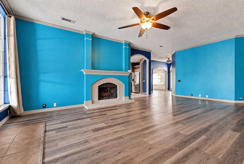 2201 Yosemite Court