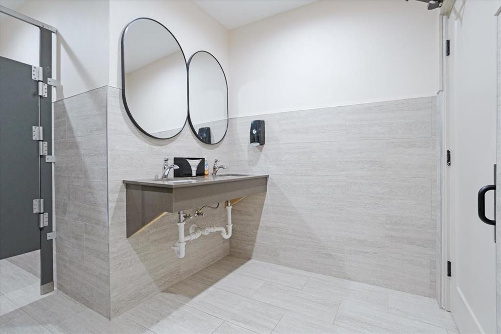 Alvarez Add - Commercial Sale