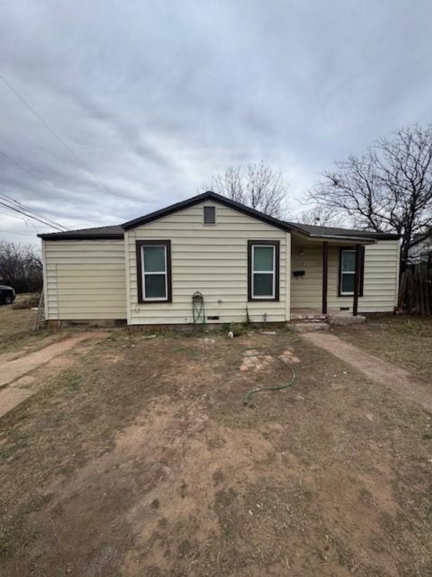 Fresh renovation on this 3 bedroom 1 bathroom home in South Abilene. This home features a brand new central heat and air system, fresh paint and new luxury vinyl plank flooring throughout the home. All new fans and light fixtures along with new energy efficient windows in the entire home. This home has a privacy fenced yard along with a large storage shed.

Owner must approve all pets and is a licensed real estate salesperson in the State of Texas. Requires enrollment in resident benefit package. Resident Liability insurance is required.