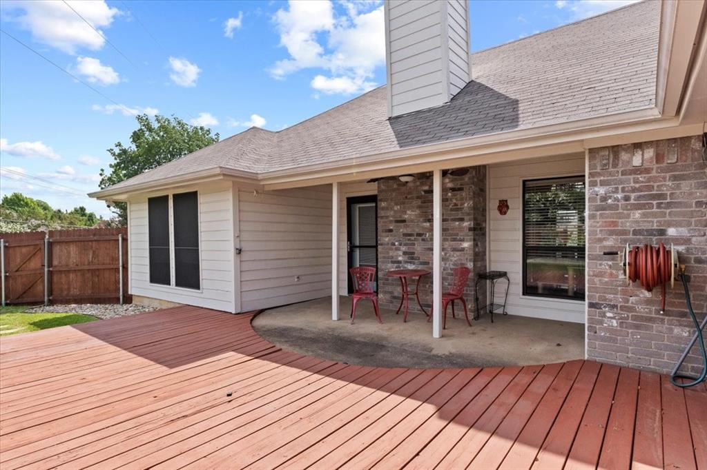 Burleson, Texas 76028, United States, 3 Bedrooms Bedrooms, ,2 BathroomsBathrooms,Residential,Pending,155496