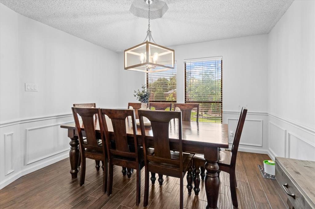 Burleson, Texas 76028, United States, 3 Bedrooms Bedrooms, ,2 BathroomsBathrooms,Residential,Pending,155496