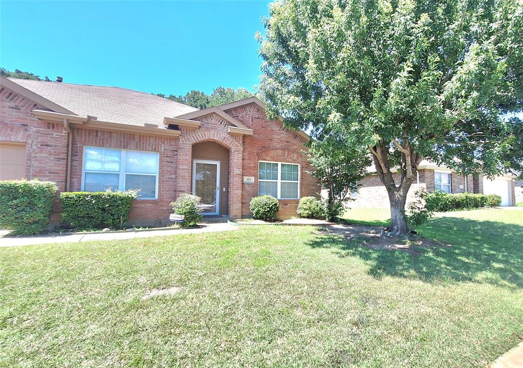 953 Hannah Way