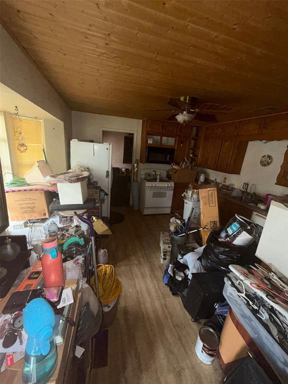 7118 Oak Park Drive