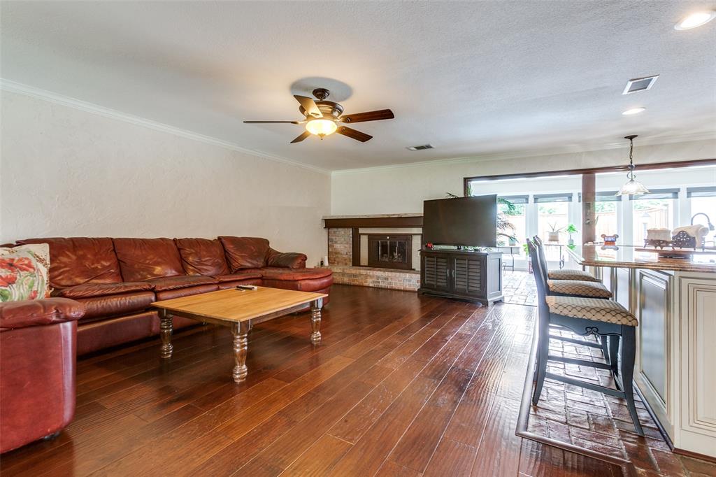 6662 Hillbriar Drive