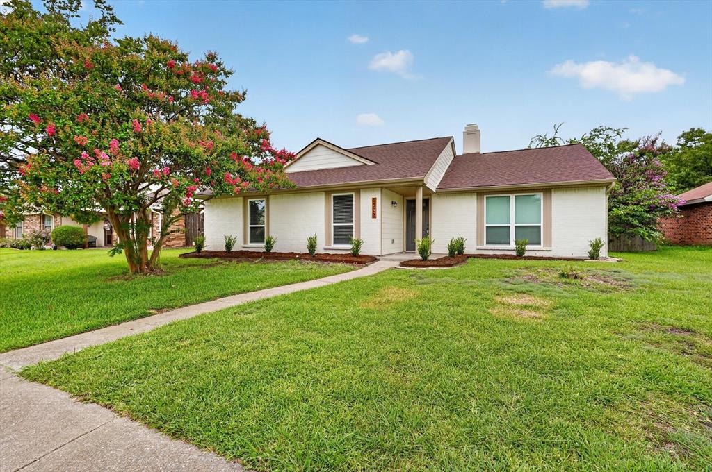 1309 Thoreau Lane