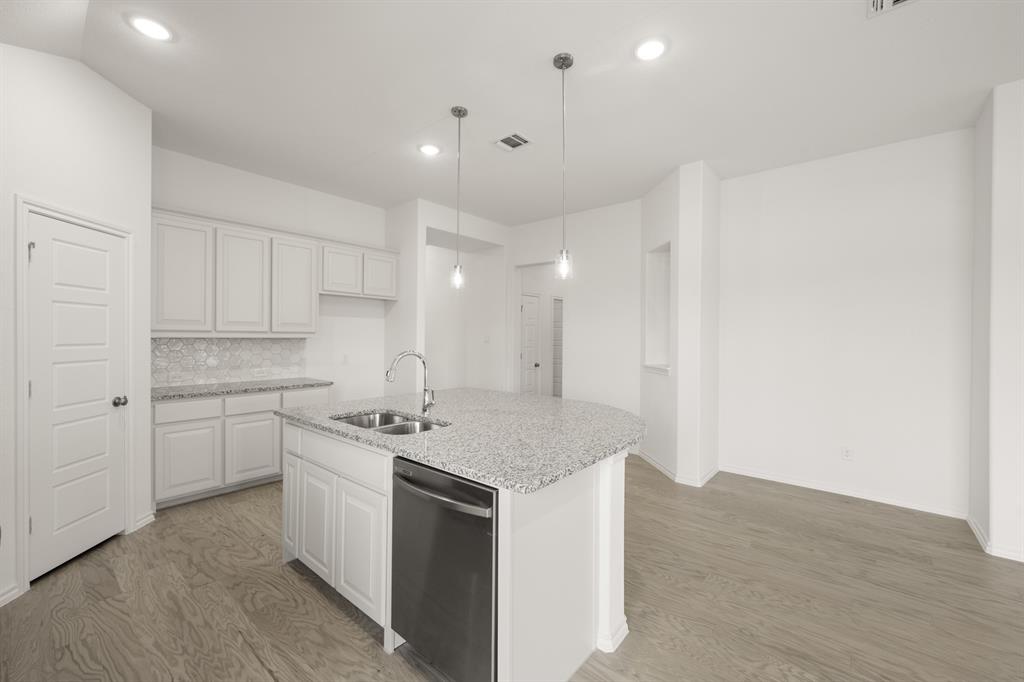 4532 Lyre Leaf Drive