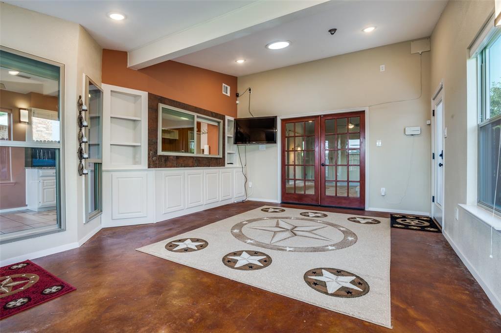 2315 Sharpshire Lane