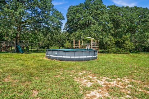 A home in Lindale