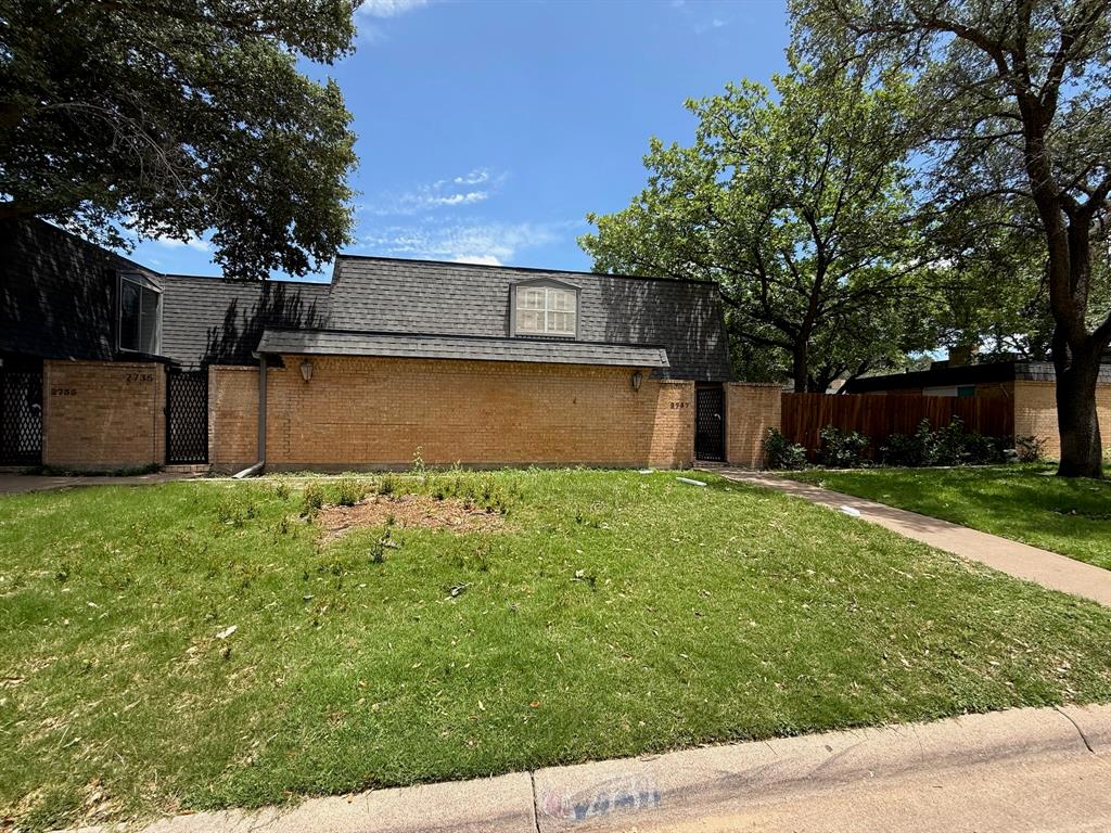 2737 Caton Place