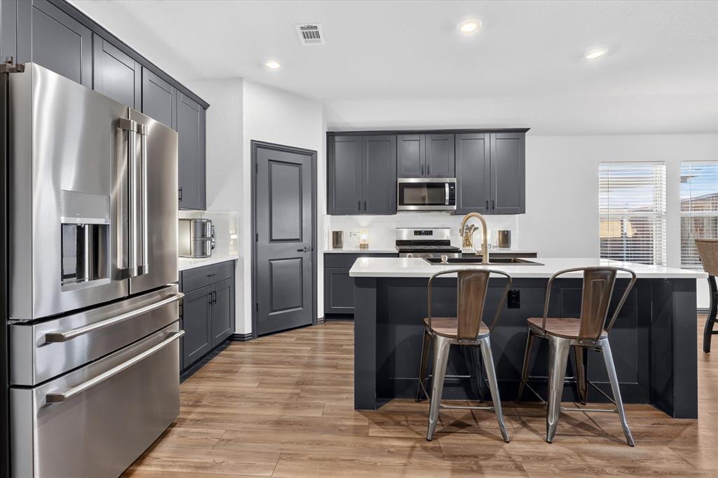 2128 Gill Star Drive