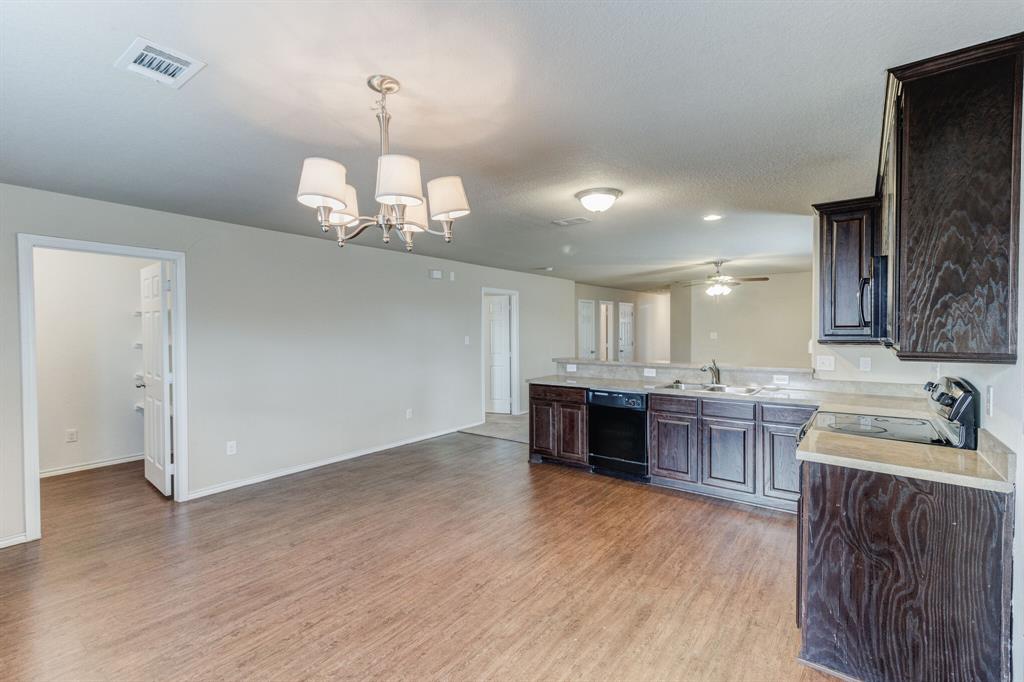 Vista Oak Add - Residential Lease