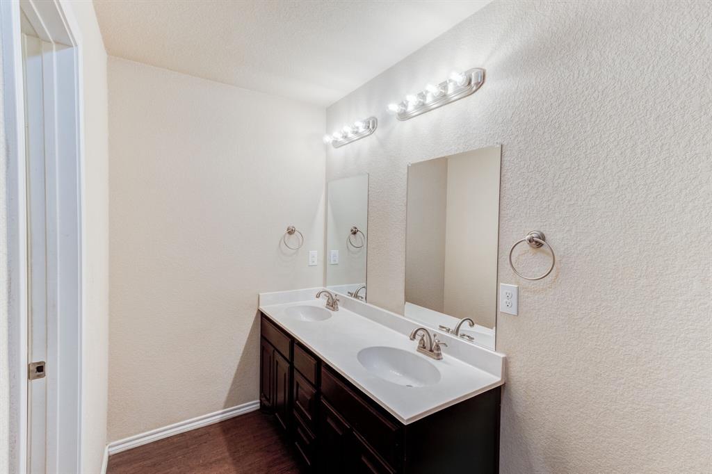 Vista Oak Add - Residential Lease