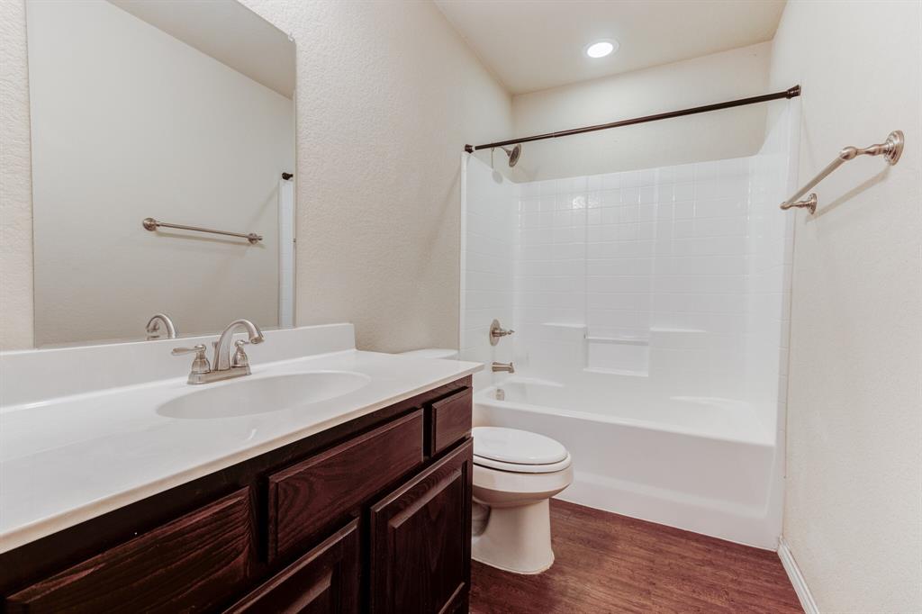 Vista Oak Add - Residential Lease