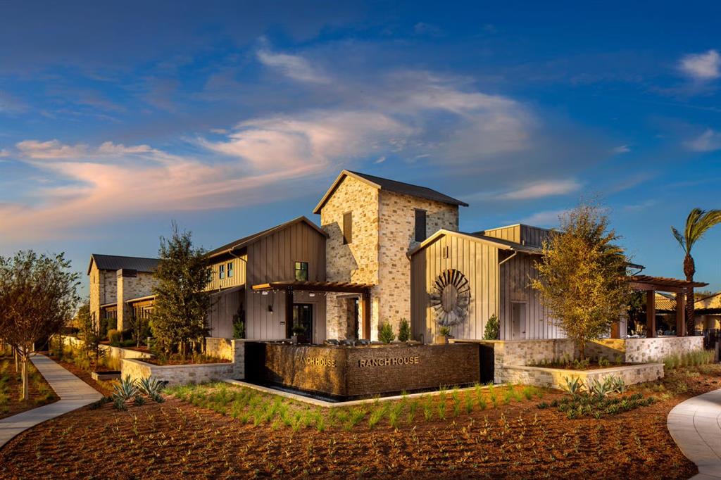 The Warner Reserve - Residential