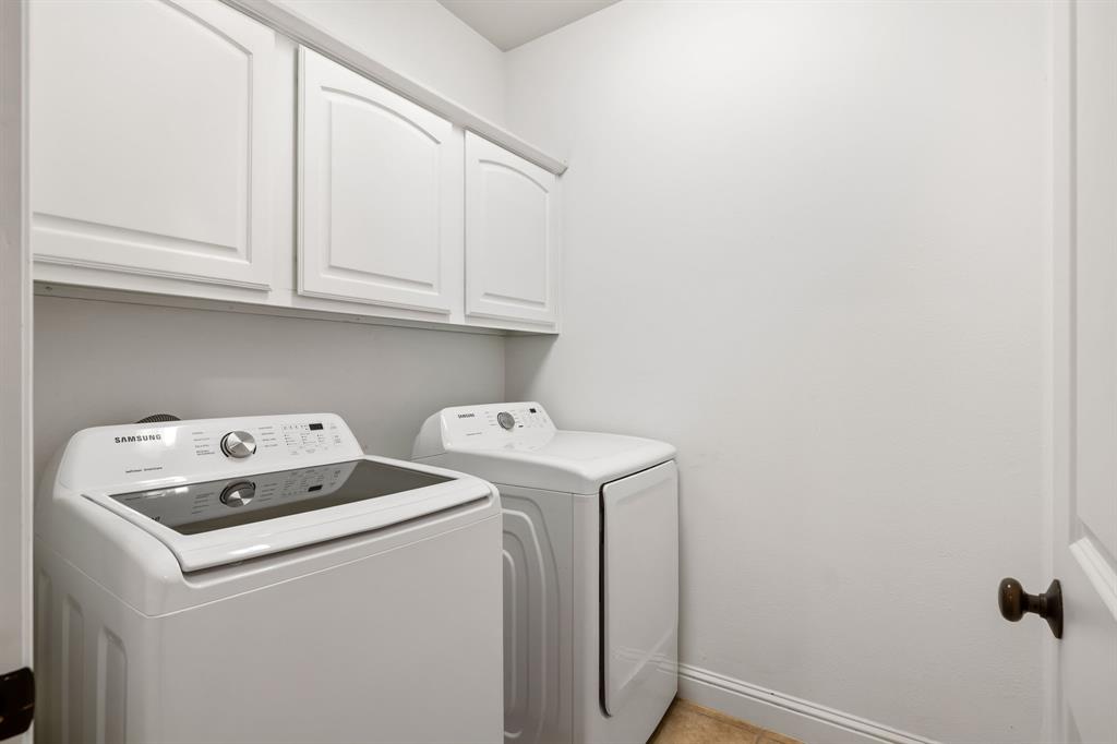 Villas At Ash Creek - Residential