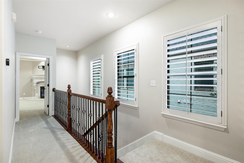 Villas At Ash Creek - Residential