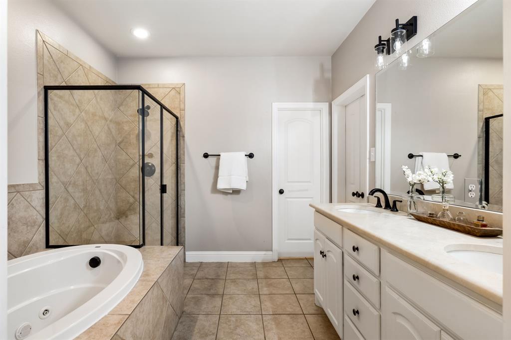 Villas At Ash Creek - Residential