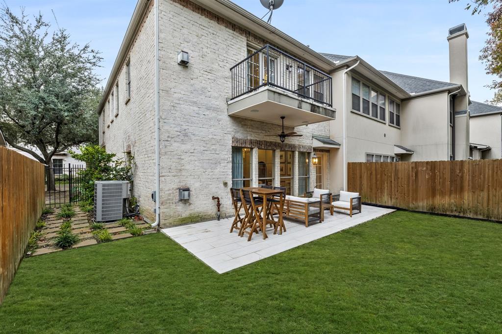 Villas At Ash Creek - Residential