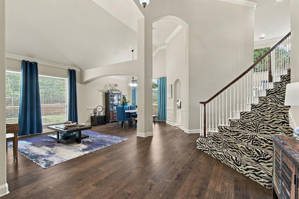700 Paradise Cove