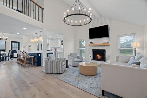 2000 Greenview Drive Carrollton TX 75010