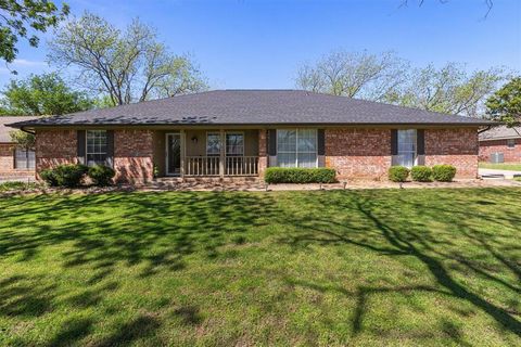 A home in Granbury