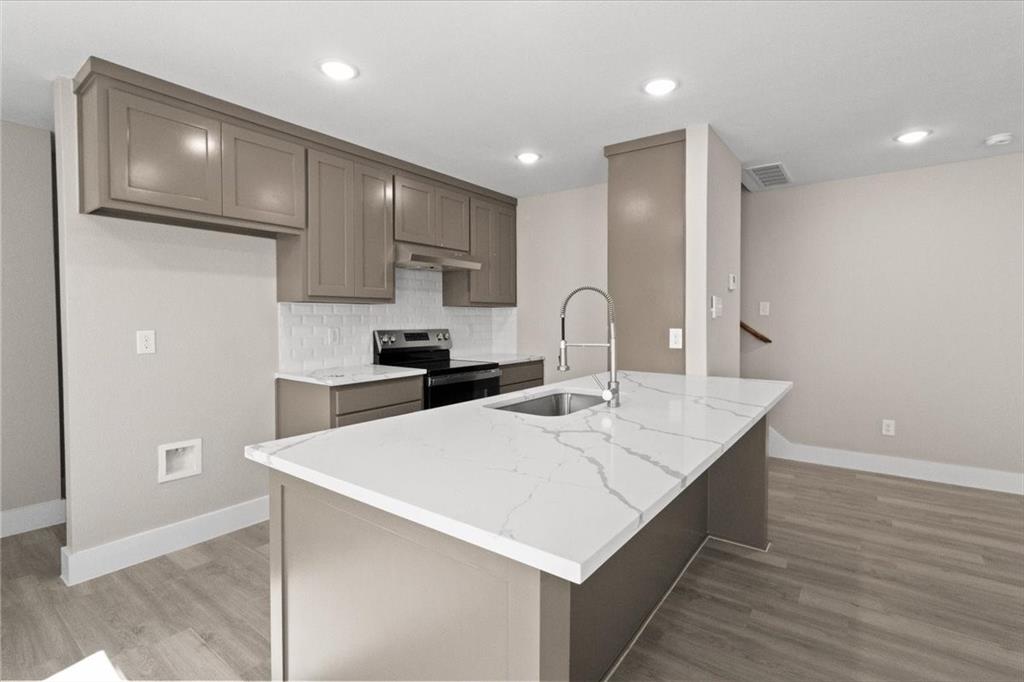 Diamond Hill - Residential Lease