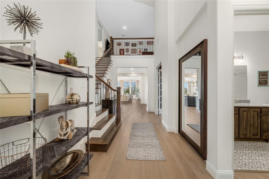 8804 Autumn Lake Trail