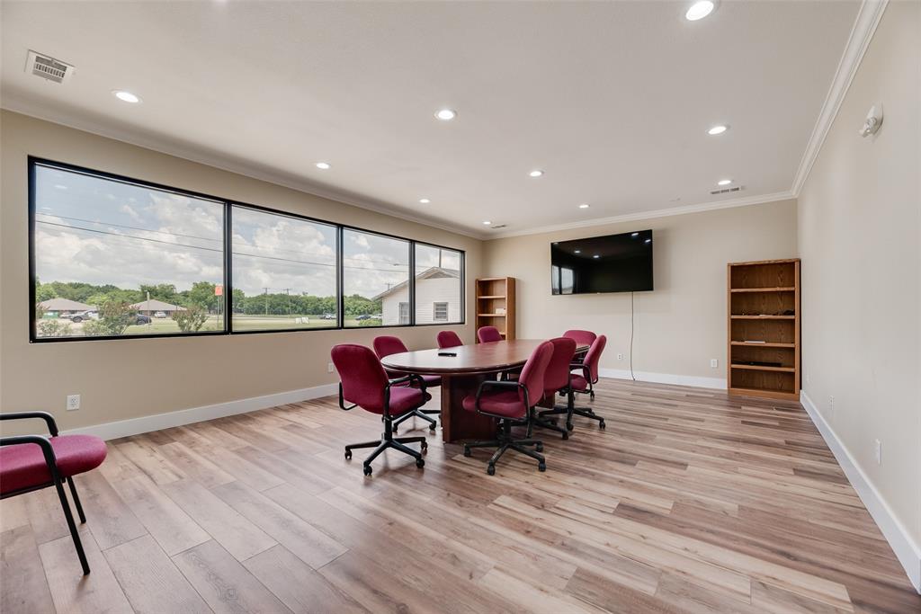 Nnw - Commercial Sale