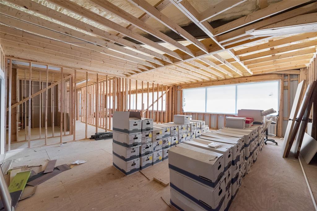 Nnw - Commercial Sale