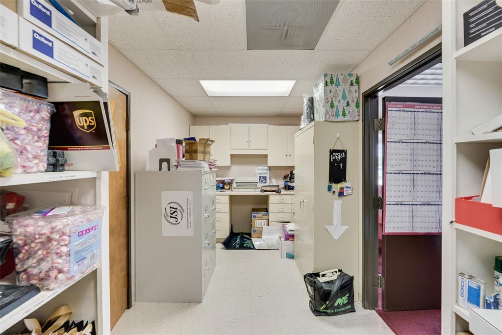 Nnw - Commercial Sale