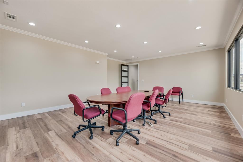 Nnw - Commercial Sale