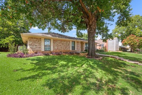 2014 Eagle Nest Pass Lewisville TX 75077