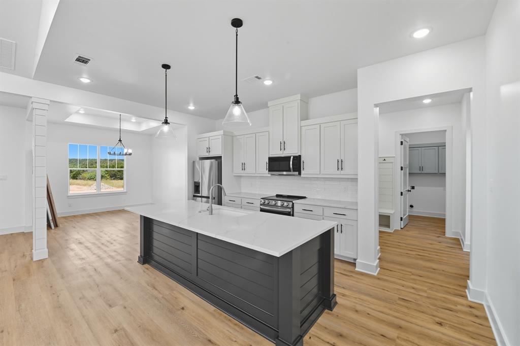 2050 Vista View