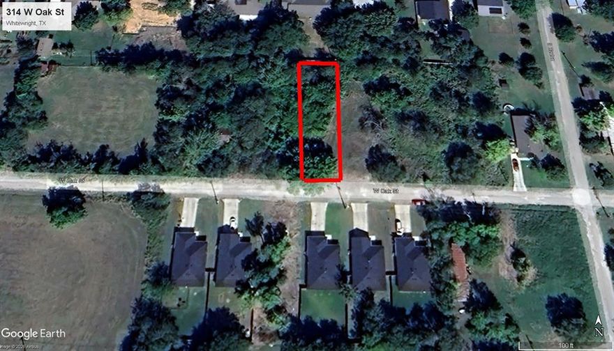 Flat lot ready for development. Utilities at the road but no meters are included. Meters can be purchased from the city.