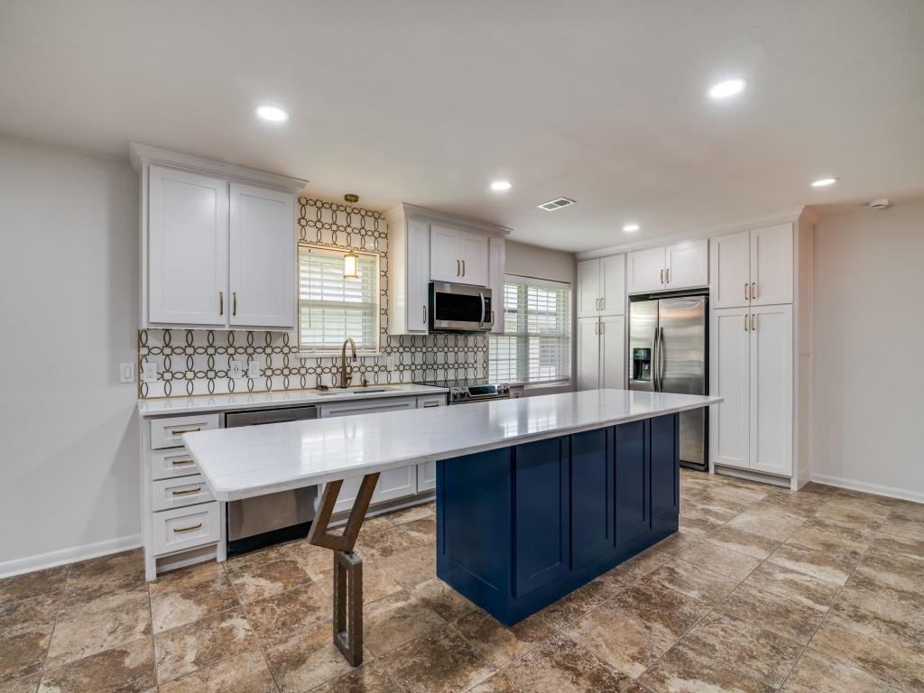 EASTRIDGE PARK 4 - Residential