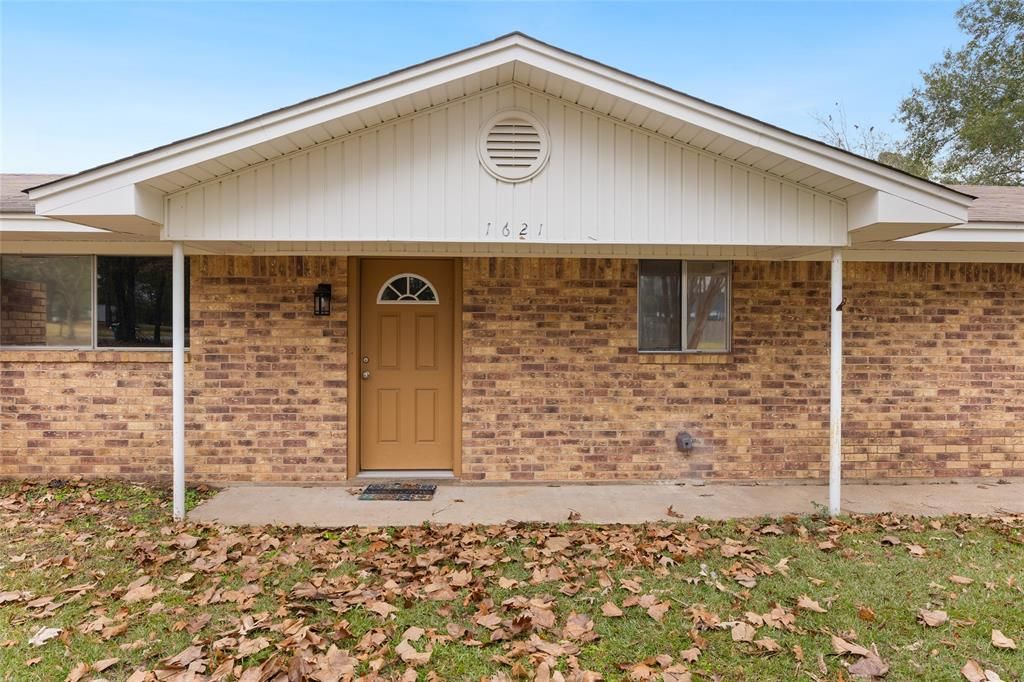 Photo of 1621 Baseball Loop, Diana, TX 75640 (MLS # 21125926)