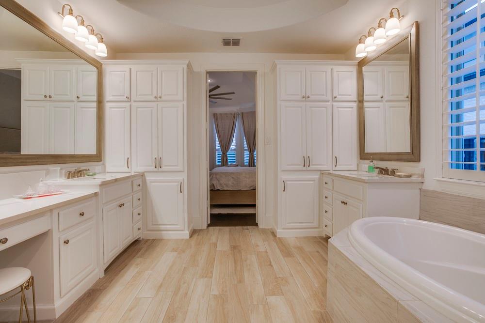 Edgestone At Legacy - Residential