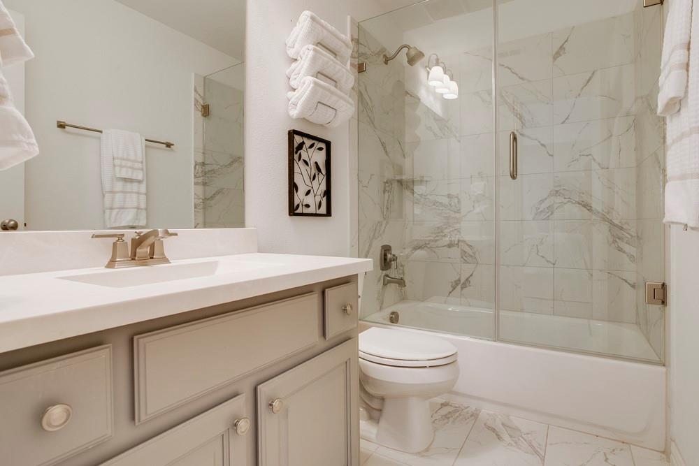 Edgestone At Legacy - Residential