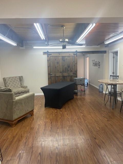 Stewarts 2nd Add - Commercial Lease