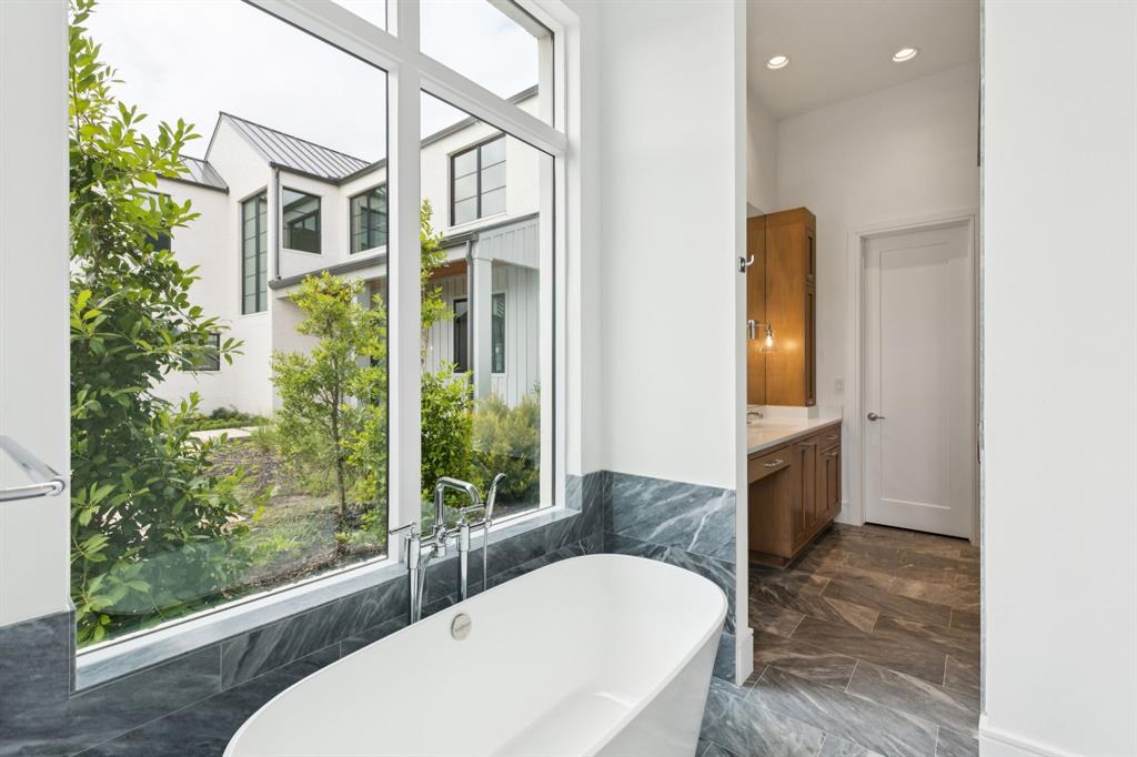 Long Cove - Residential