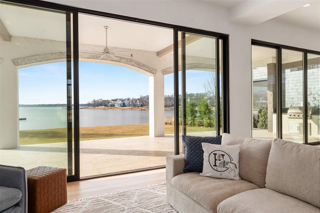 12115 Lighthouse Lane West