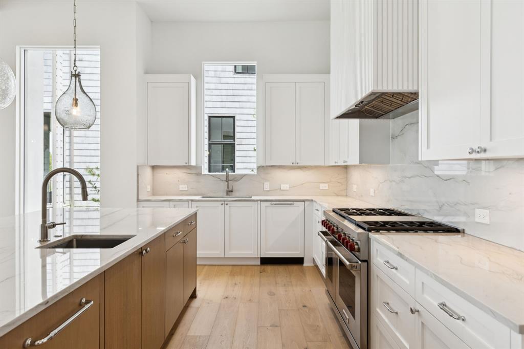 Long Cove - Residential