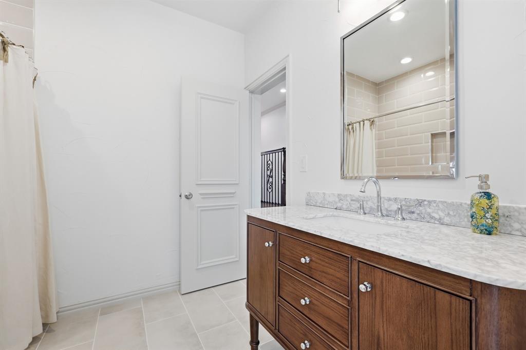 Chimney Rock - Residential