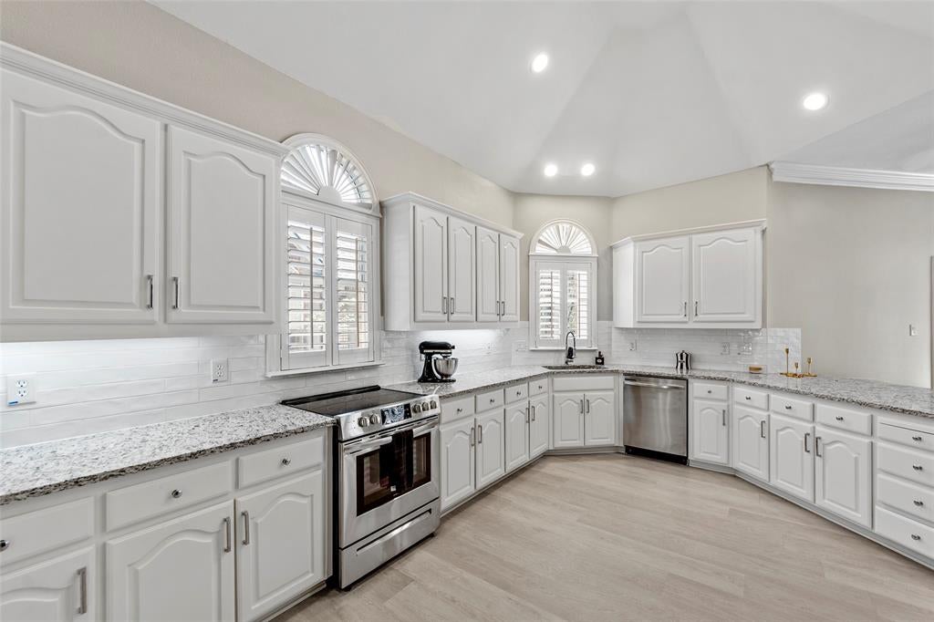 707 Twin Creeks Drive