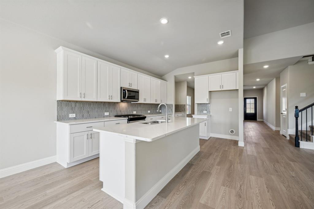 3504 Buffalo Creek Drive