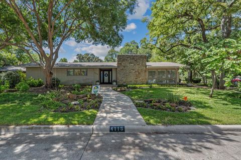 Photo of 4115 Bellaire Drive S, Fort Worth, TX 76109 (MLS # 21179670)