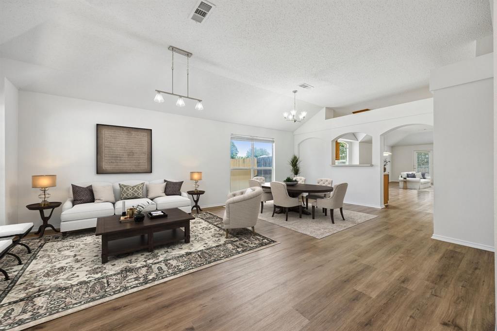 1001 Crane Circle